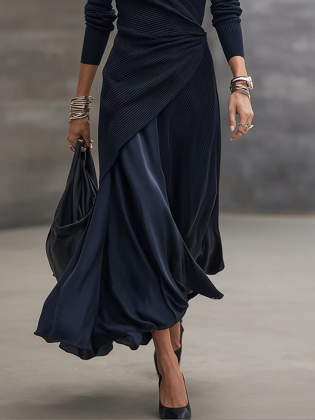 Vestido Maxi Cruzado con Falda de Satén, Azul Marino