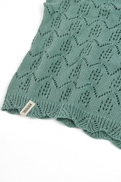Top calado de tricot azul claro
