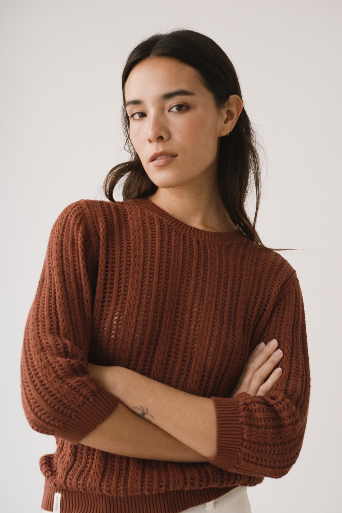 Jersey calado rojo arcilla