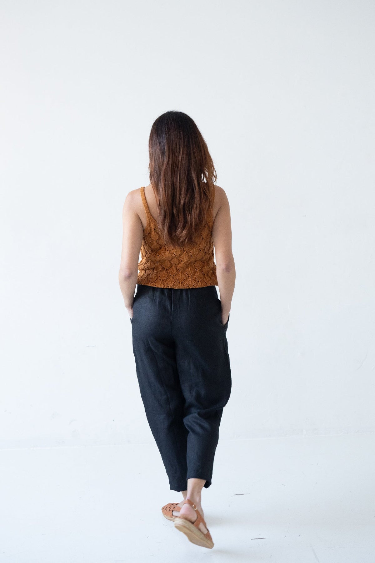 Pantalón pinzas Negro Bijoux de Lino