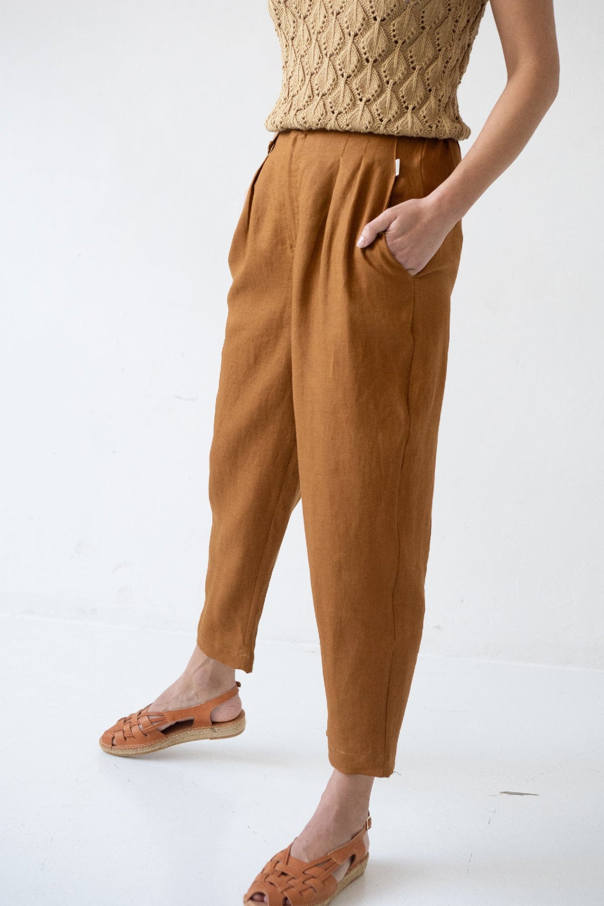 Pantalón pinzas Terracota Bijoux de Lino