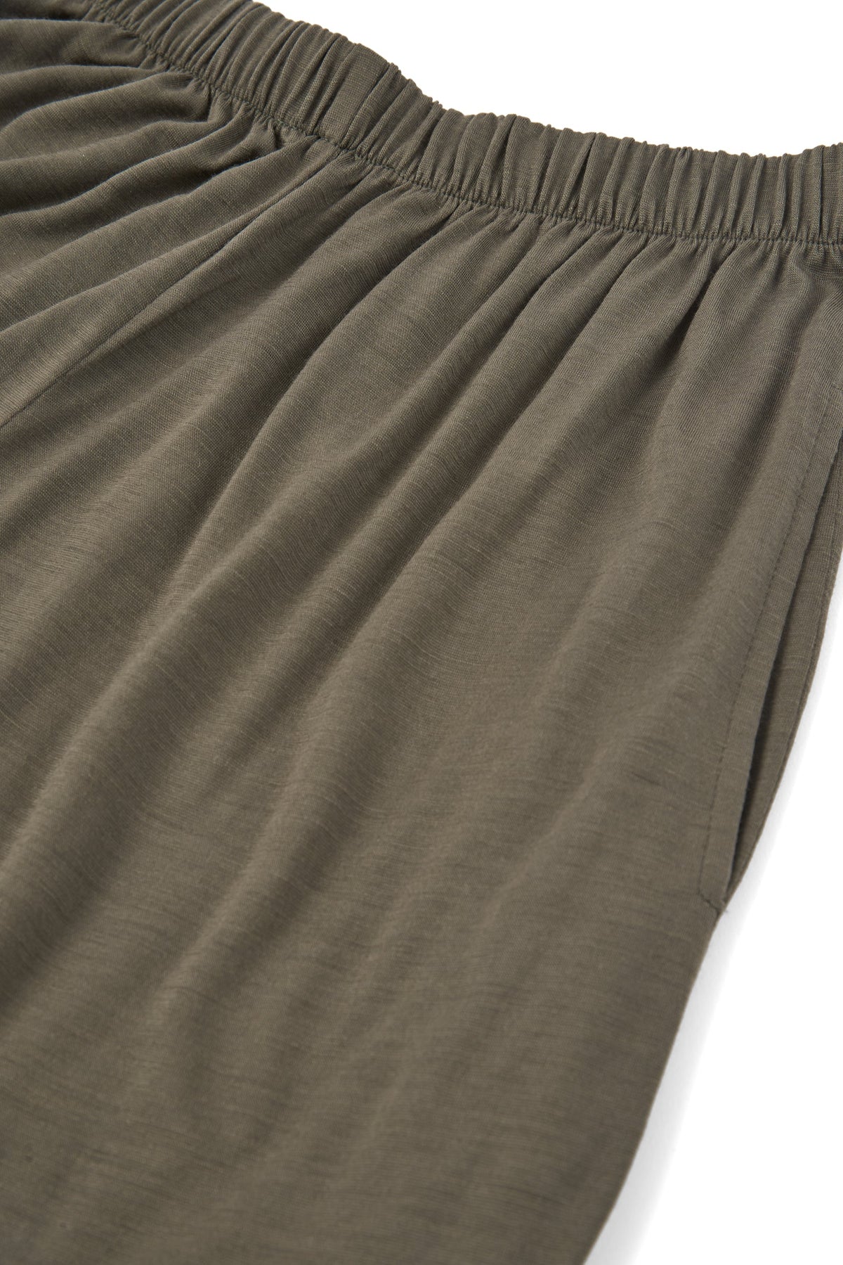 Pantalón ancho de lana merino verde salvia