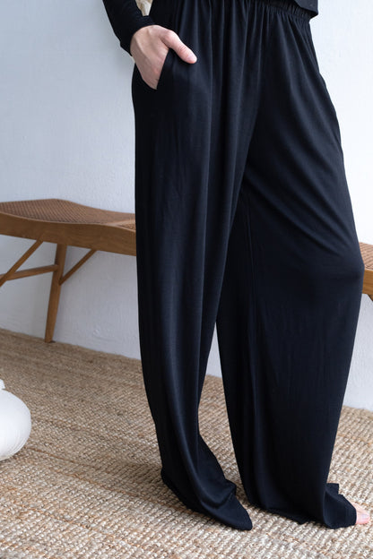 Pantalón ancho de lana merino gris antracita