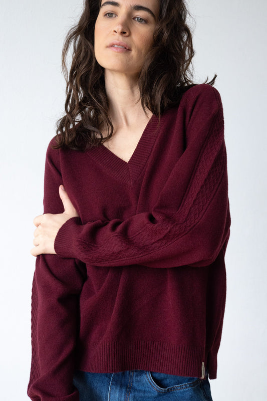 Burgundy V-neck merino and cashmere sweater