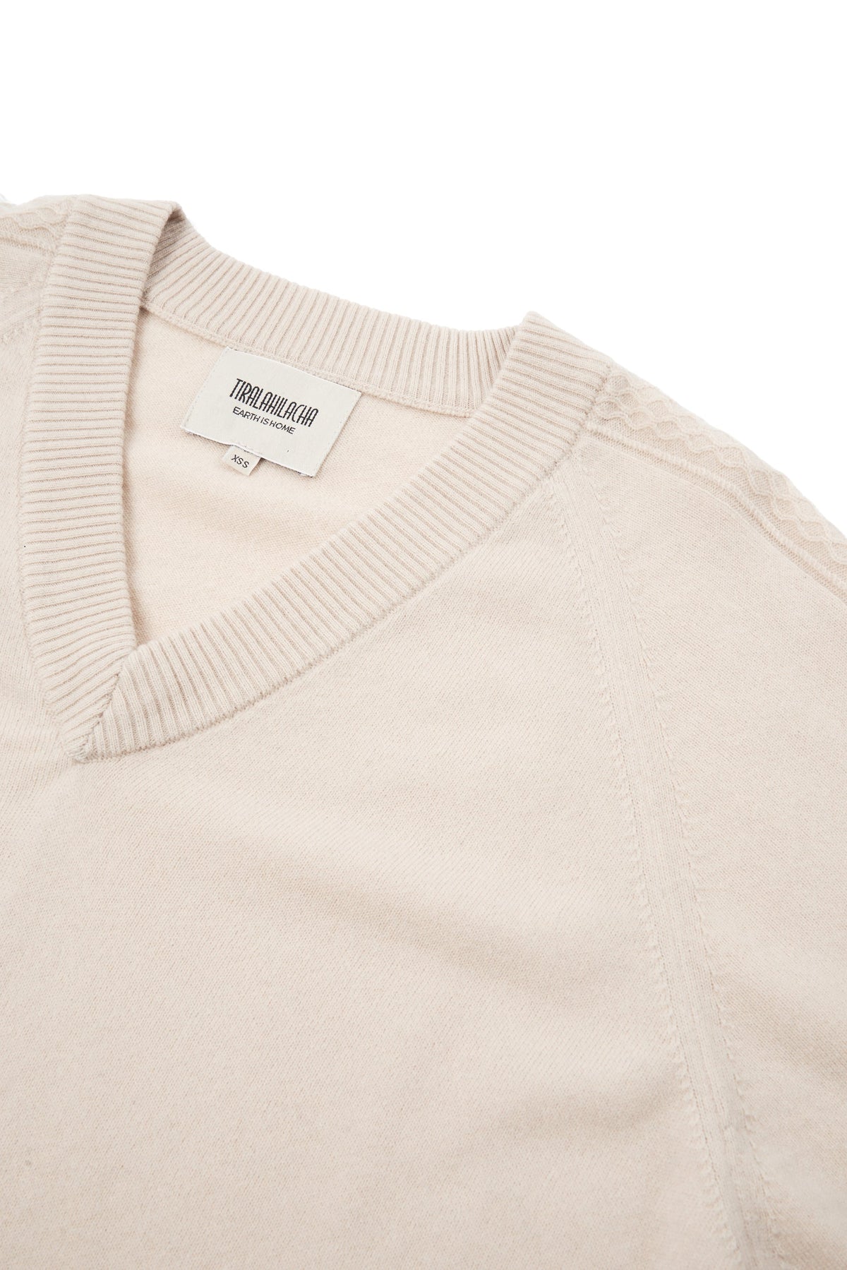 Jersey merino y cachemir escote en V beige