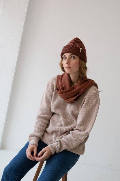 Gorro Tao bicolor rojo lana merino