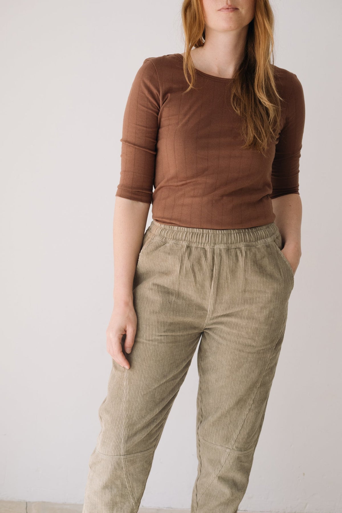 Pantalón pana algodón orgánico verde