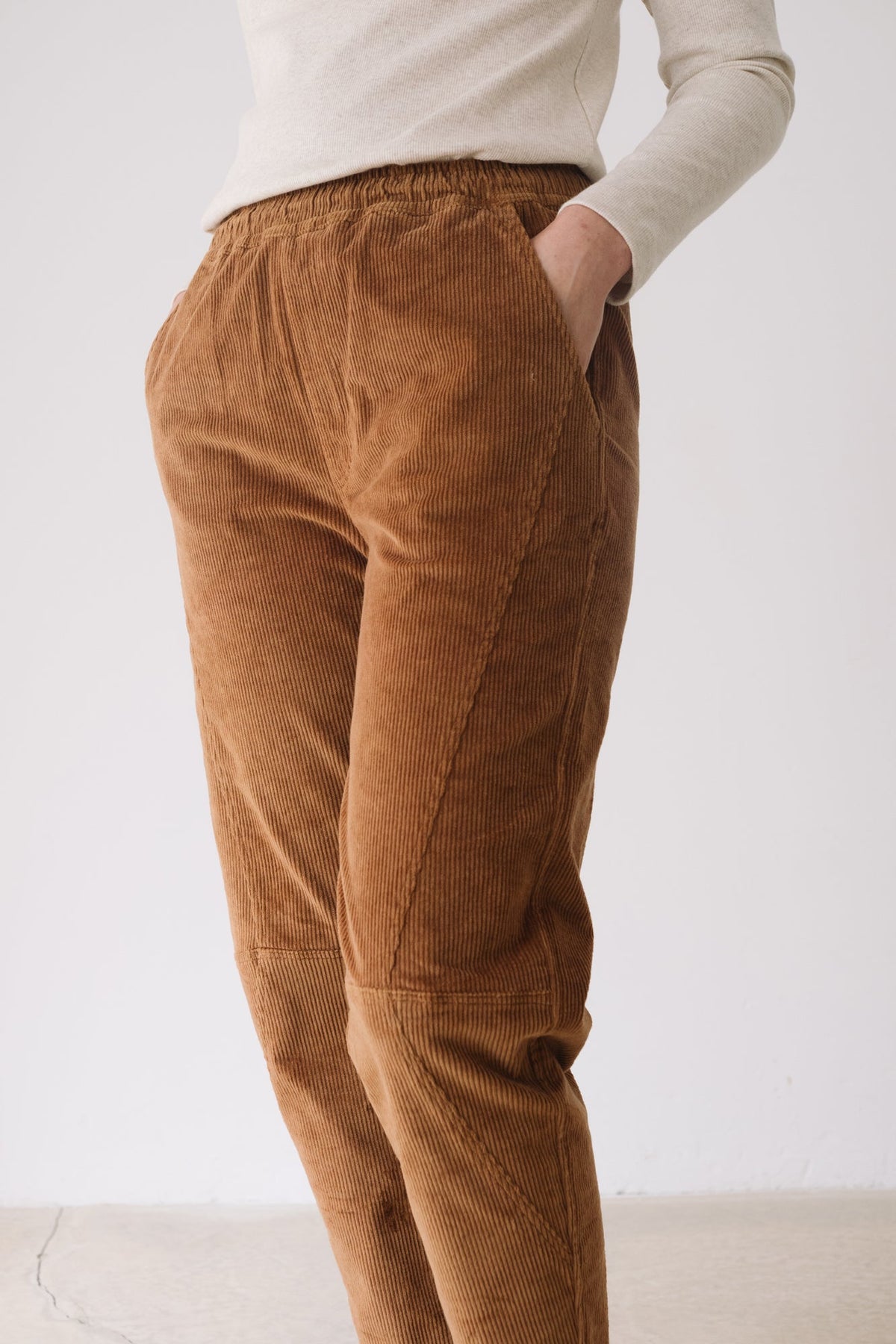 Pantalón pana algodón orgánico teja