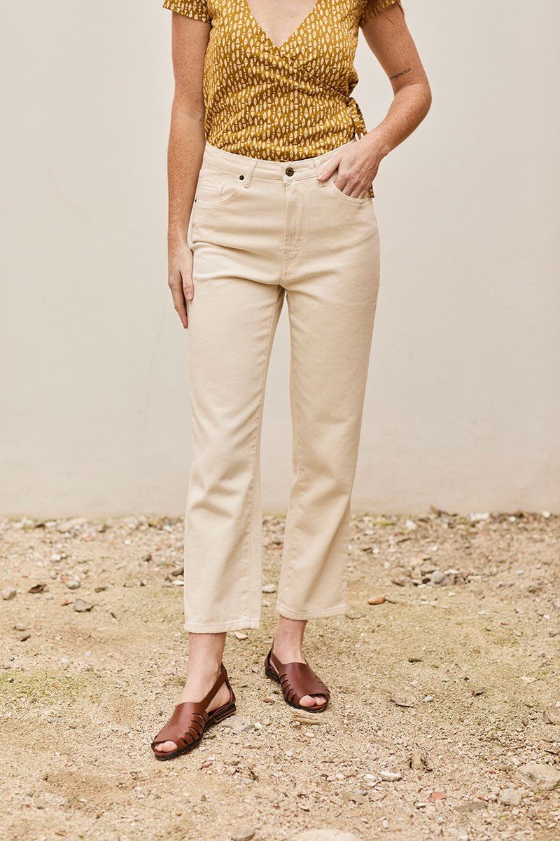 Pantalón Straight Finna Beige Natural