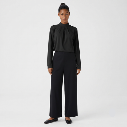 Bianca - Blusa elegante con detalle de cierre trasero